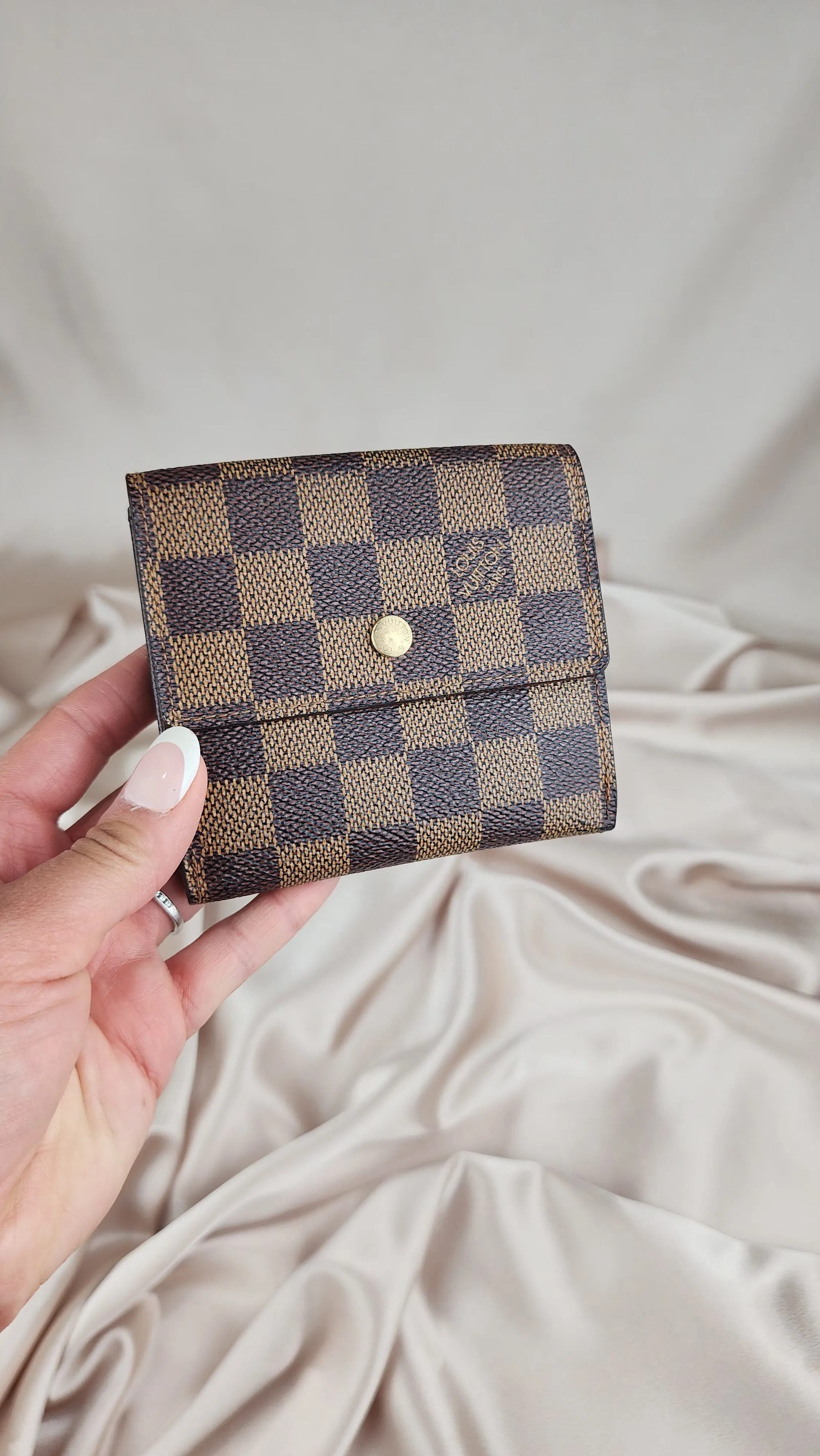 Louis Vuitton Damier Ebene Elise Trifold Wallet - 767