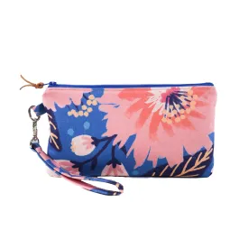 Wristlet Sewing Kit - Dahlia Blue