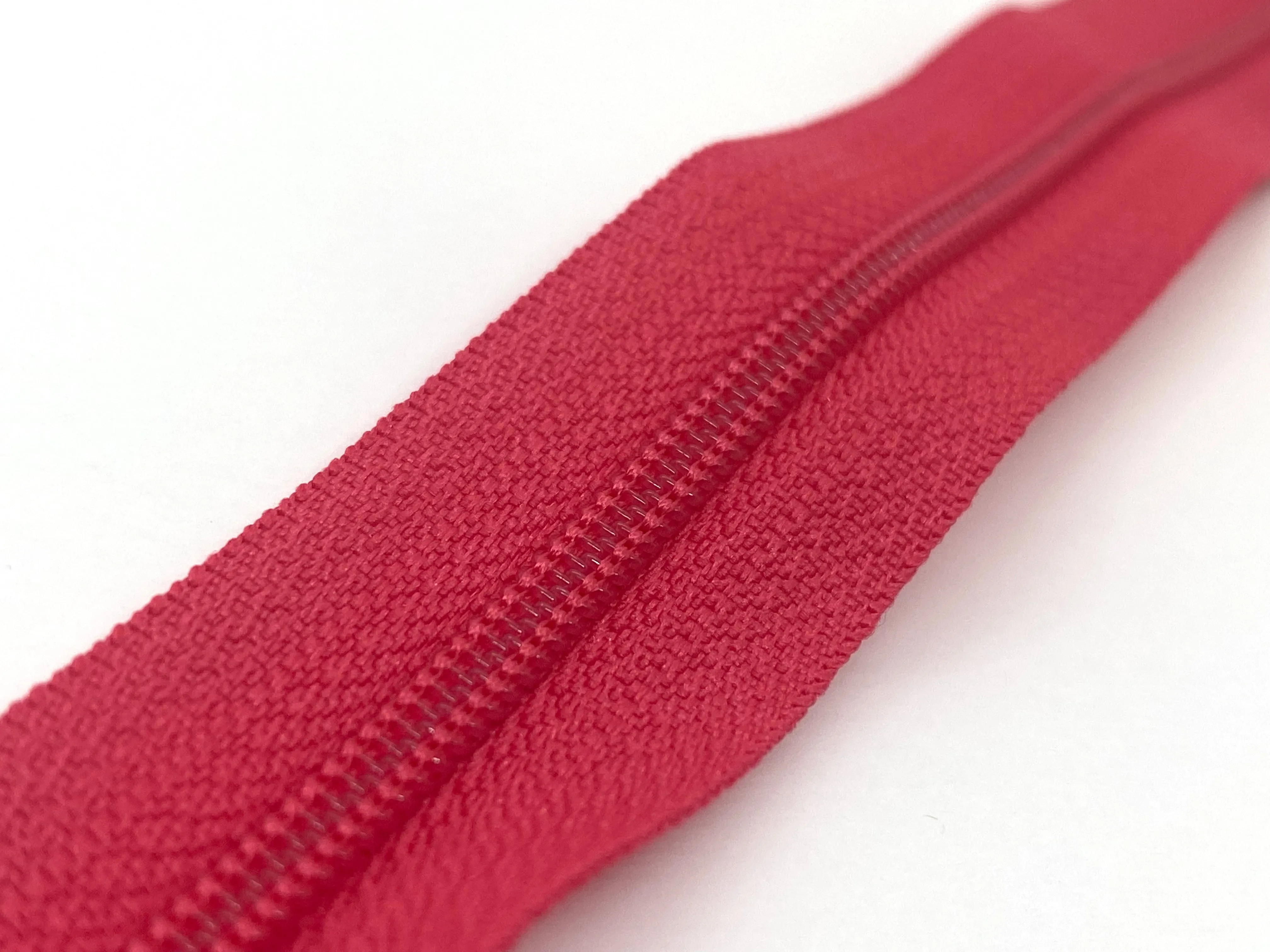 YKK® #3 Nylon Zipper c/e #283